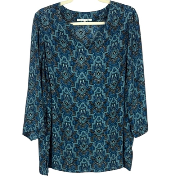 Violet & Claire Blue and Black Damask Patterned Blouse with 3/4 Sleeves Size 1X - Picture 1 of 11